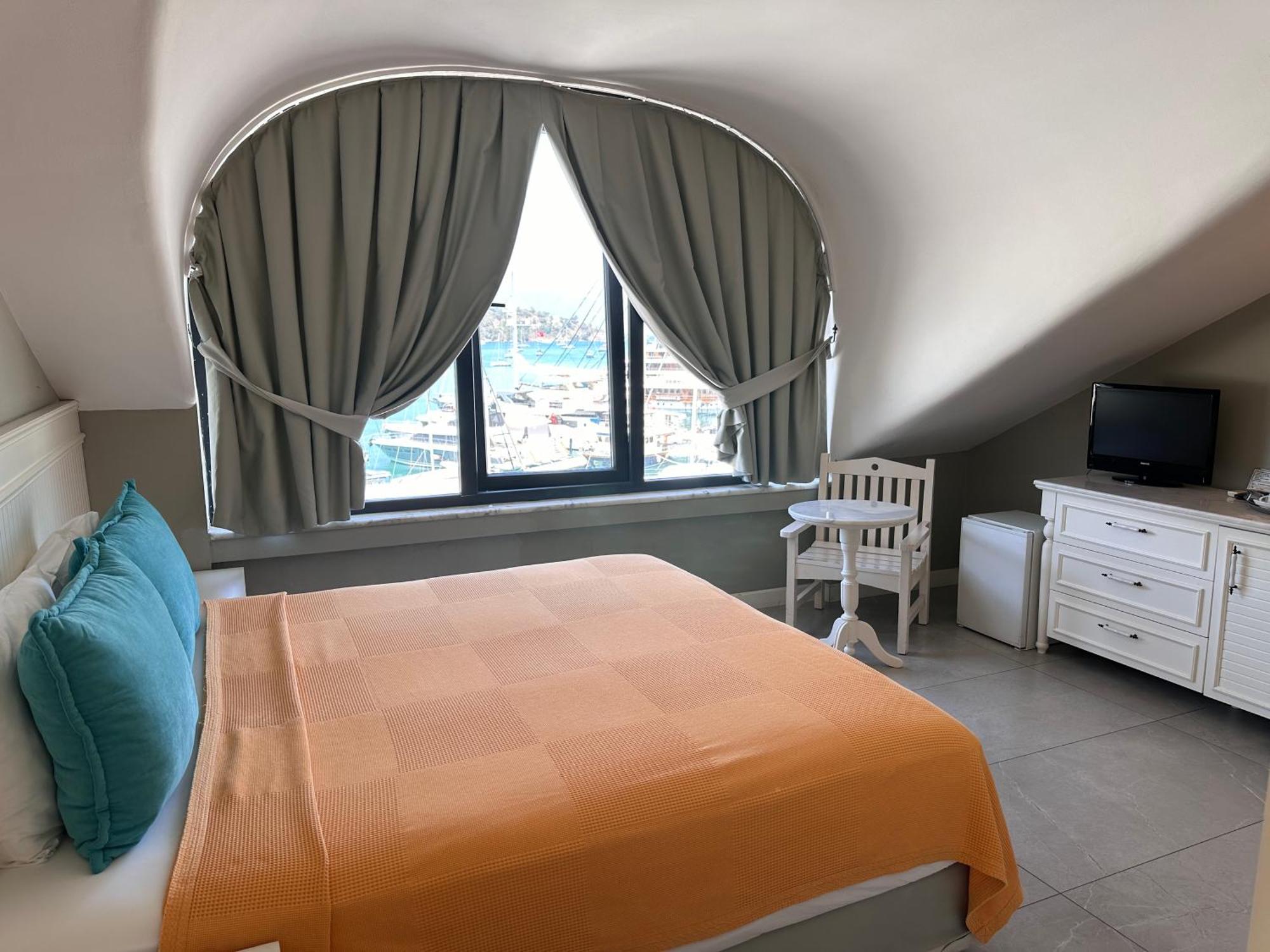 Ata Park Hotel Fethiye Esterno foto