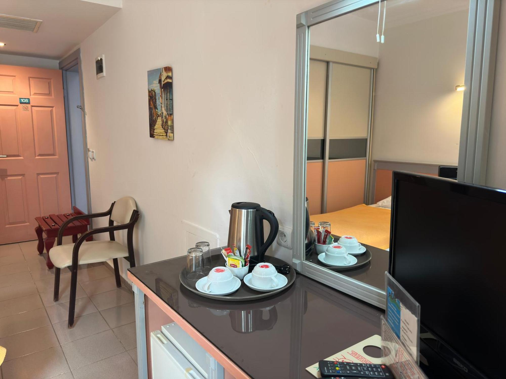 Ata Park Hotel Fethiye Esterno foto