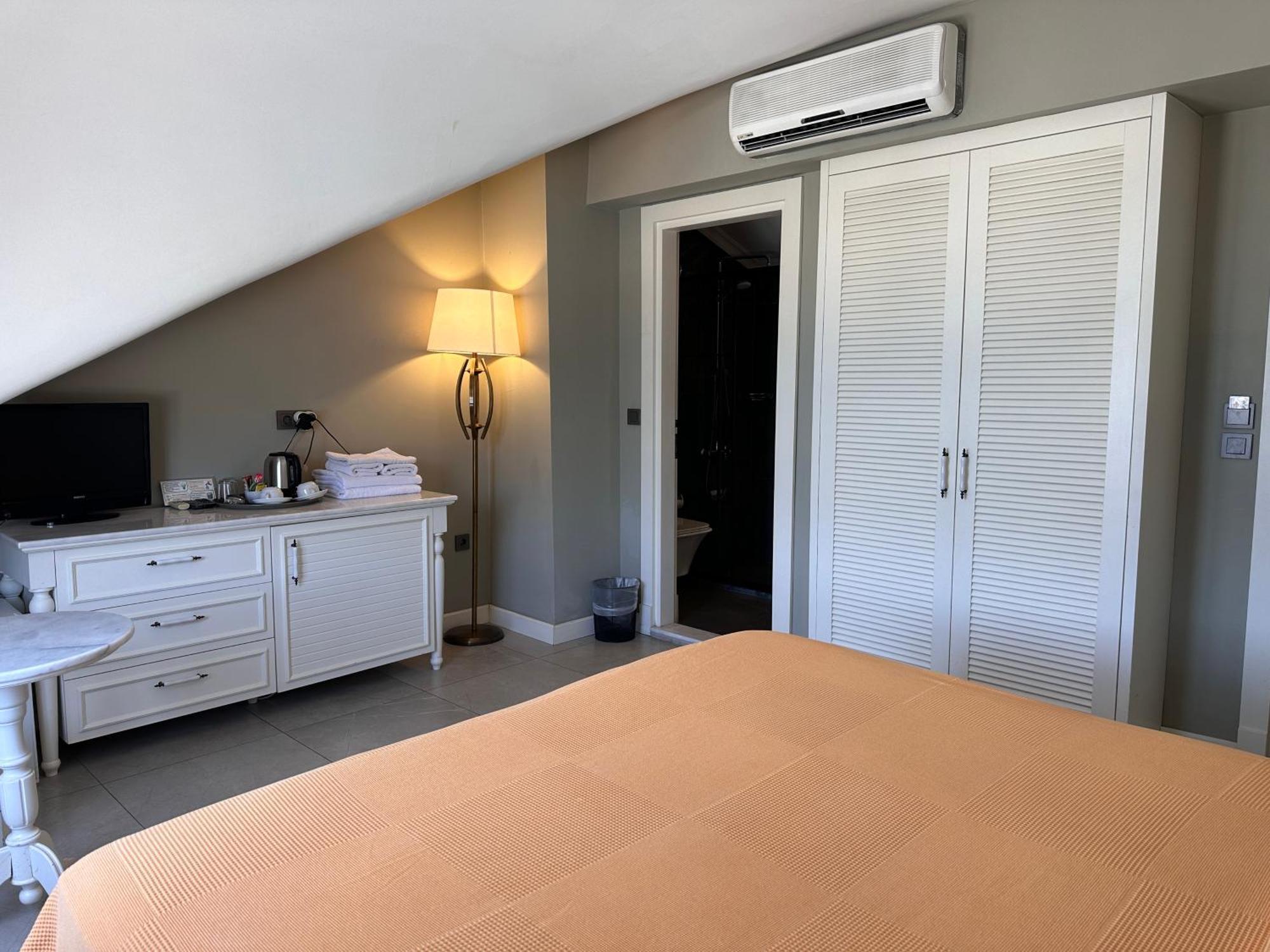 Ata Park Hotel Fethiye Esterno foto
