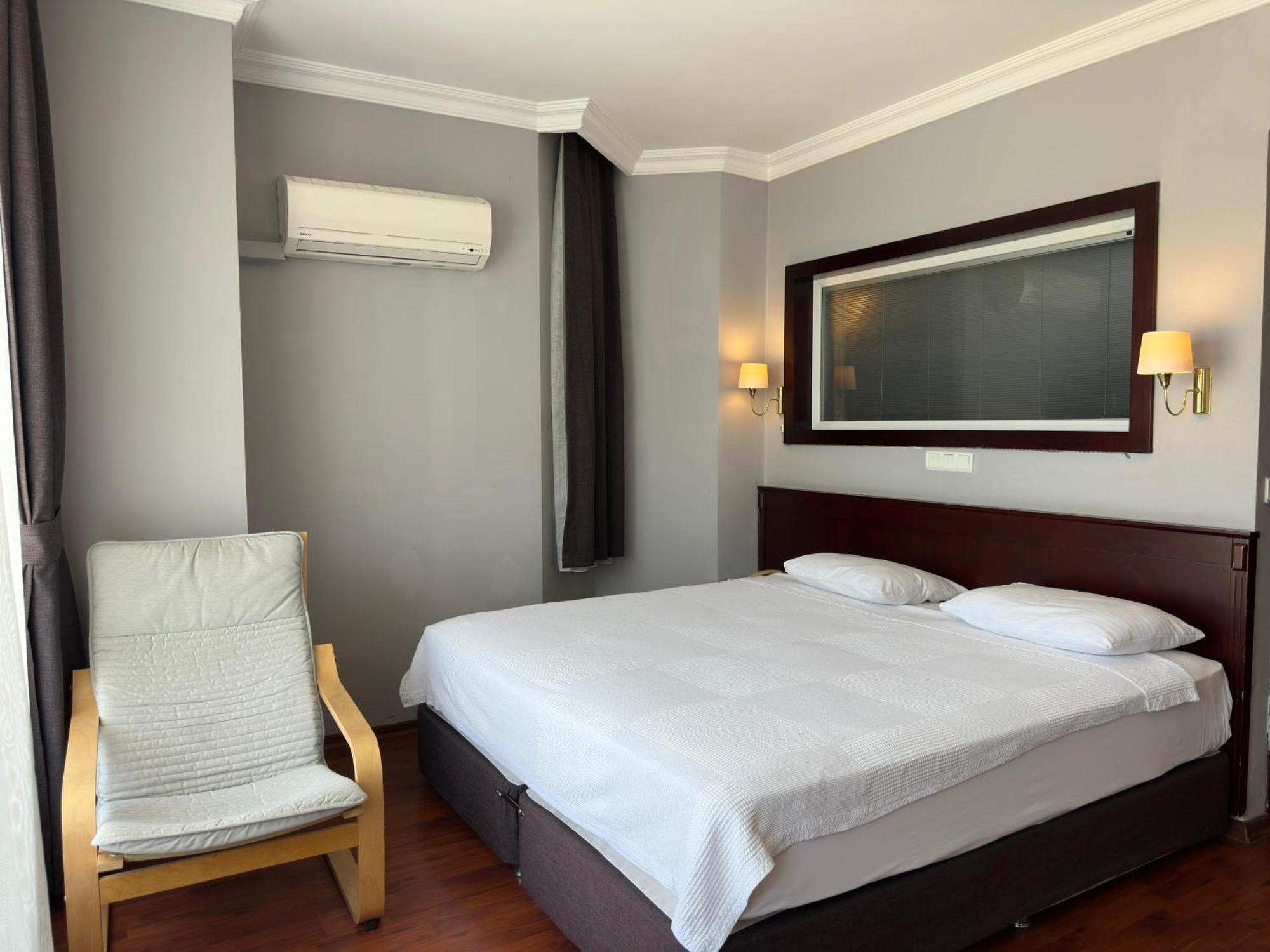 Ata Park Hotel Fethiye Esterno foto